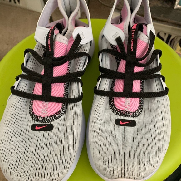 Nike Flex Running Shoes - Picture 1 of 3